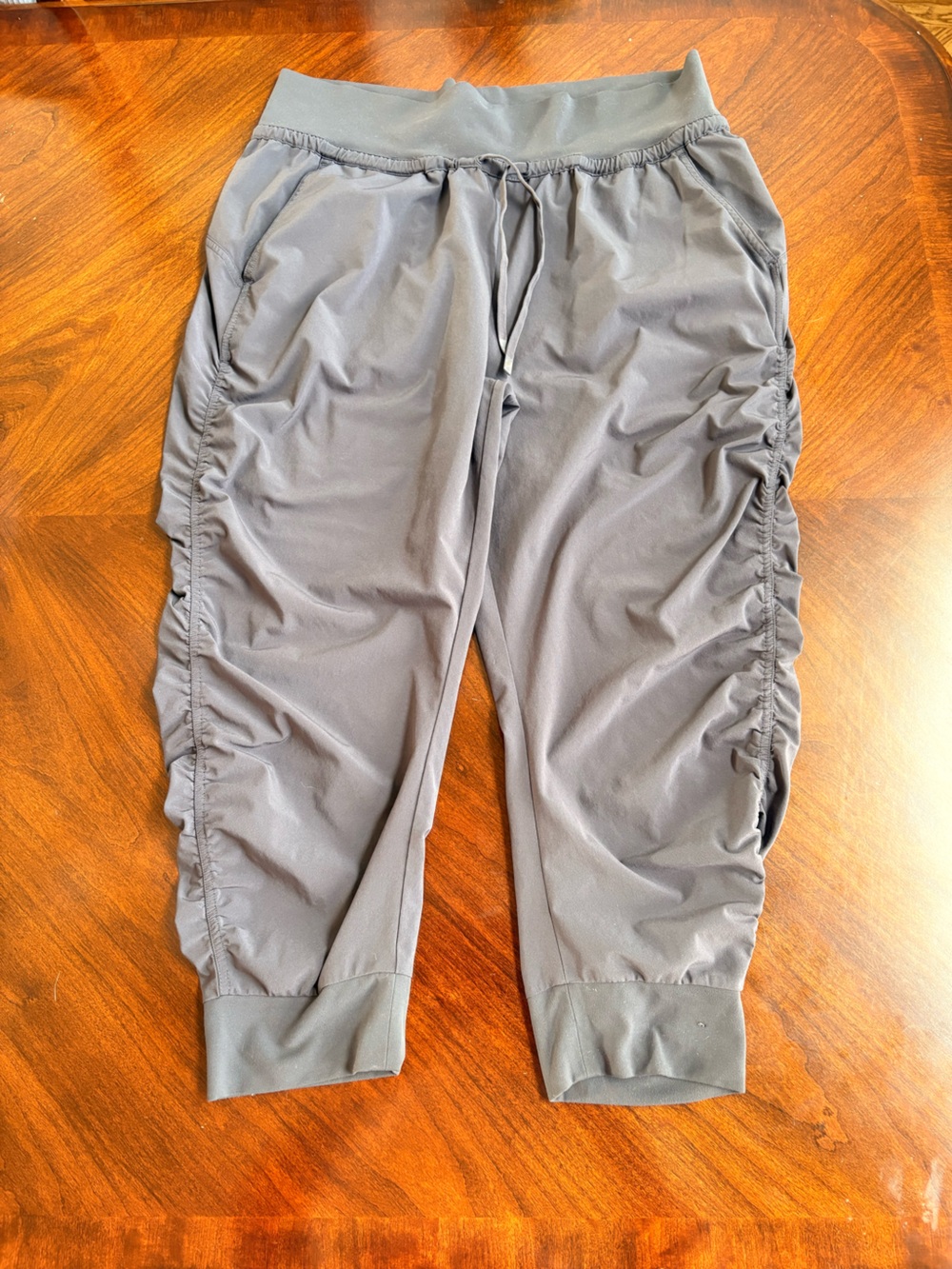 Women’s Athleta Size 12 Grey Ruched Jogger Pants